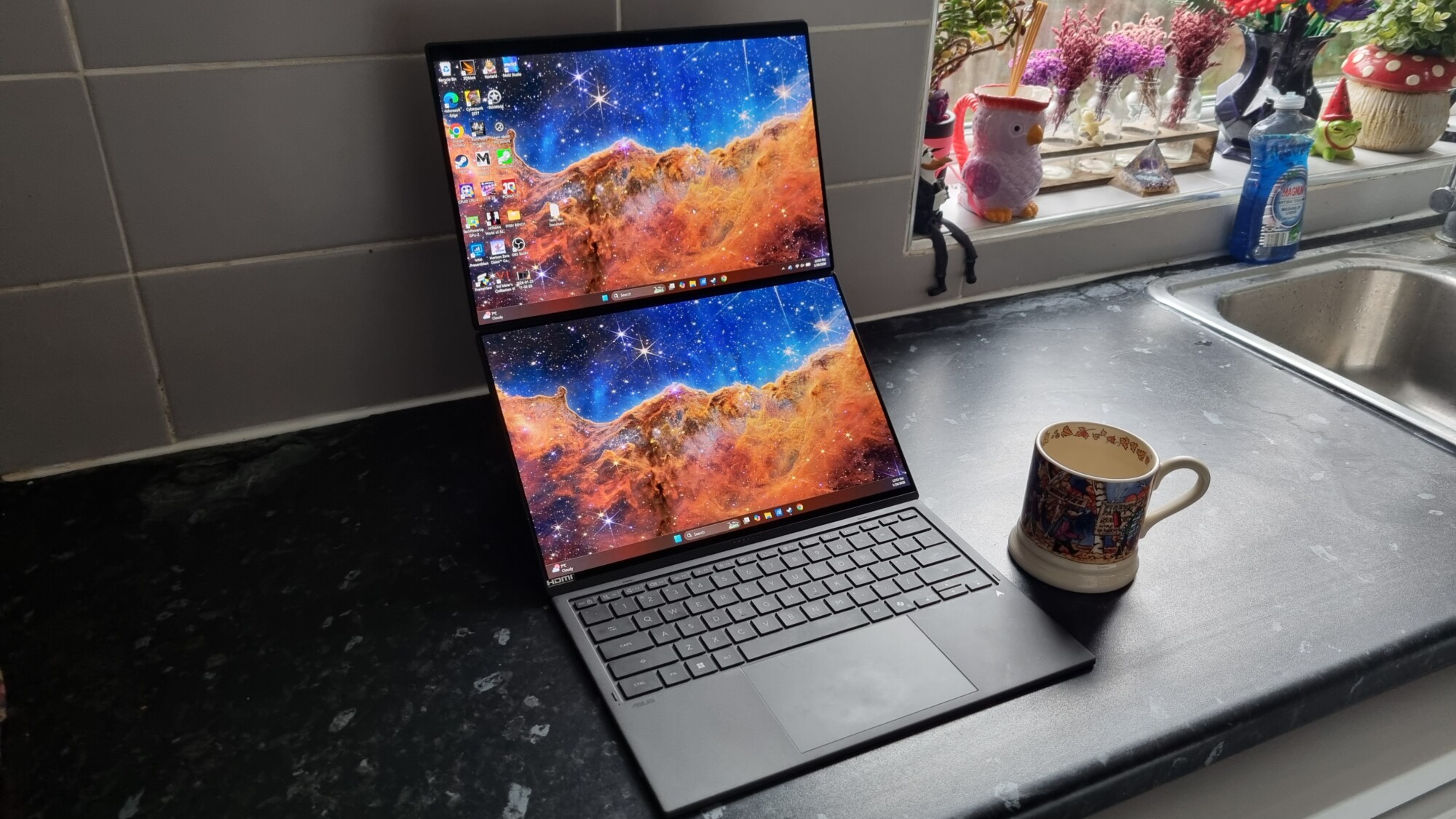 Deixei um laptop gamer sem carregar por um dia — o resultado com o Core Ultra X9 vai te surpreender